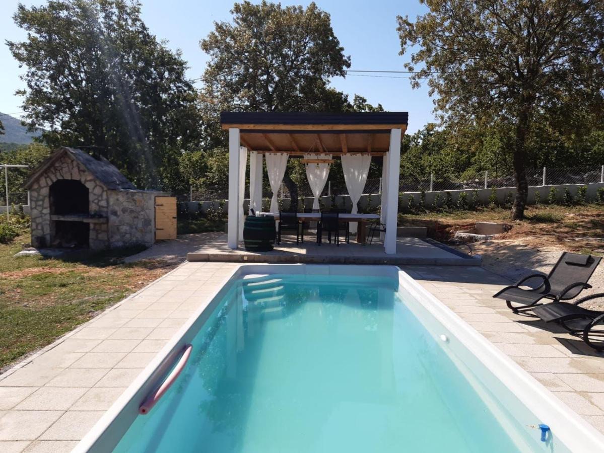 Villa Marie With Pool, Two Bedrooms For 4+2Kids Cavoglave Ngoại thất bức ảnh